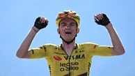Kuss vince ai Piani di Pezzè, Ciccone 3° e nuovo leader della montagna. Vingegaard controlla