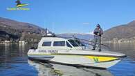 Mezzo milione di tasse, per cinque anni il campeggio sul lago di Comabbio non ha pagato l’Imu