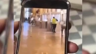 I ladri in azione al Louvre: il video trasmesso da una tv francese