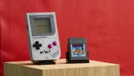 Il Game Boy LEGO è nostalgia allo stato solido: identico all’originale, mancano solo i pixel