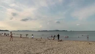 Corea del Nord, mancano turisti stranieri: la riviera voluta da Kim solo con pochi bagnanti locali
