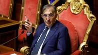 'Senatrice' non 'senatore'. In 76 scrivono a La Russa: “Va garantito il rispetto del linguaggio di genere”