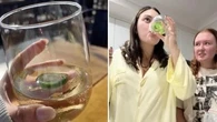 Peperoncino ghiacciato nel vino bianco: il video da cui è partito il trend