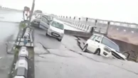 India flagellata da forti piogge, decine di auto intrappolate nel crollo di un ponte: il video