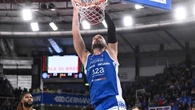 Basket, serie A: Brescia vince lo scontro diretto con Milano, Trapani passa a Napoli
