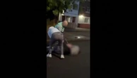Belfast, immigrato sudanese aggredisce con un coltello un cittadino: i passanti lo bloccano