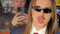 Tommy Cash seve caffè a NoLo: bagno di folla per la star di Espresso Macchiato prima dell'Eurovision