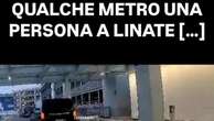 A Linate l'autista Ncc litiga con il tassista e lo trascina per alcuni metri