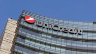 Unicredit, il governo tedesco chiede a Orcel di fermarsi su Commerzbank: “Abbandoni acquisizione”