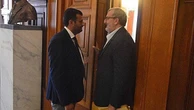 Decaro ed Emiliano, i due litiganti insieme per la pace: la piazza pd per Gaza prova a unirli