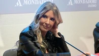 Selvaggia Lucarelli e Alvin condurranno “L’isola dei famosi”