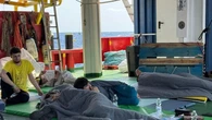 “Dovete andare a Genova”: Mediterranea costretta a una traversata di 4 giorni. “È disumano”