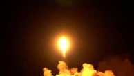 Iran: il video dei missili lanciati nella notte verso Israele