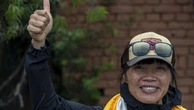 Il record di scalata all'Everest è di una donna: 13 ore in meno