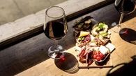 Vino italiano al traino dei frizzanti. Il Codice della strada preoccupa più del clima