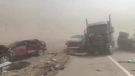 Texas, mega-tamponamento per tempesta di polvere: decine tra auto e tir coinvolti. Le immagini
