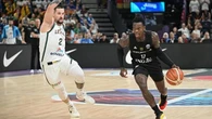 Offese razziste contro Dennis Schröder: tifoso lituano espulso da Eurobasket
