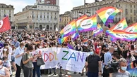 Omofobia, i partiti e la legge Zan: chi vuole cambiarla e chi no