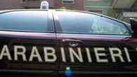 Catanzaro, bimbo chiama i carabinieri e salva la mamma: “Aiuto, papà la sta picchiando”