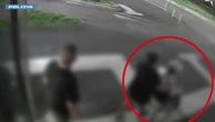 Circondano turista disabile in carrozzina e sua moglie e strappano le collane: due fermati a Milano