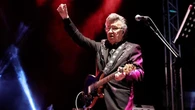Bobby Solo: “Non sono scappato, eravamo circondati da miliardi di moscerini che ci pizzicavano”