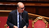 Scuola, Valditara contro asterischi e schwa: “Nelle comunicazioni serve rispetto per l’italiano”