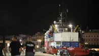 Mediterranea, punita per aver salvato: 60 giorni di fermo e 10 mila euro di multa