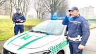 Rozzano, in auto con mezzo chilo di cocaina sotto il volante fa un incidente e scappa: arrestato