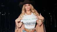 Beyoncé al centro di polemiche per una t-shirt “anti-indigeni”