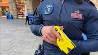 La lunga scia di malori e decessi legata all’uso del taser