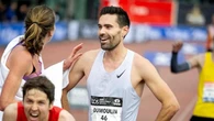 Tom Dumoulin completa la sua prima maratona: 2 ore e 29 con un ritmo da cronoman