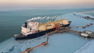 La Ue verso l’addio totale al gas russo: stop all’import da fine 2027