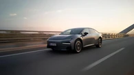 La Xpeng P7+ sbarca in Europa: come va la fastback elettrica creata con l’intelligenza artificiale