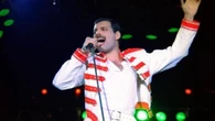 Freddie Mercury avrebbe una figlia segreta. Ecco le nuove rivelazioni sul cantante dei Queen