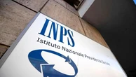 Truffe online, Inps avverte gli utenti: “in aumento sms e e-mail false”