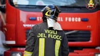 Crolla edificio dopo un’esplosione nel Fermano, un morto e due dispersi
