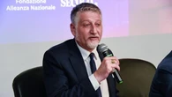 Premio Strega, il ministro Giuli: “Non sarò alla finale al Ninfeo. Meno divertente senza di me”