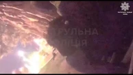 Kiev, i raid russi ripresi dalle bodycam della polizia: le esplosioni e i primi soccorsi