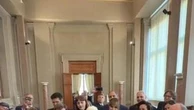 2 giugno, Mattarella saluta artisti e sportivi allo spettacolo al Quirinale