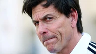 “Verstappen si comporta come un tassista a Roma o a Napoli”. Toto Wolff della Mercedes lo attacca