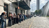 Niente taxi in stazione Centrale, presidio contro gli Ncc: disagi per milanesi e turisti
