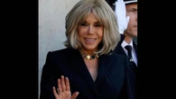 Brigitte Macron presenterà le prove che è nata donna: la mossa dopo l’azione legale in Usa