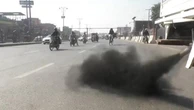Pakistan, l'aria è irrespirabile: lo smog soffoca Lahore
