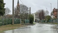 Previsioni meteo, Italia intrappolata nel maltempo. Allagamenti e allerta fiumi in Veneto