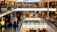 Riaperture, oggi si decide: centri commerciali aperti già nel weekend e coprifuoco alle 23 dal lunedì prossimo
