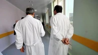 Jesolo, medico si sente male e lascia il turno otto minuti prima della fine del turno: licenziato