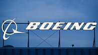 Boeing, accordo con i lavoratori: aumento del 35% degli stipendi in 4 anni. Verso la fine del maxi sciopero