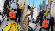 Troppo caldo, malore per una turista sulle Terrazze del Duomo: portata in salvo dai vigili del fuoco