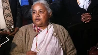 Dall’attivismo alla Corte Suprema: giurista anti-corruzione prima donna premier nel Nepal in fiamme