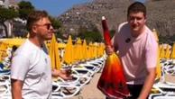 Matteo Hallisey, il blitz a Mondello contro i tornelli in spiaggia